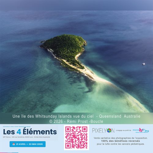 Remi Prost-Boucle - Une ile des Whitsunday-Islands vue du ciel -Queensland-Australie